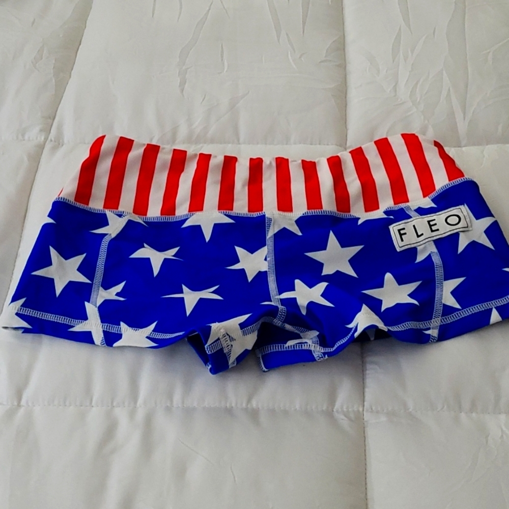 Fleo shorts
